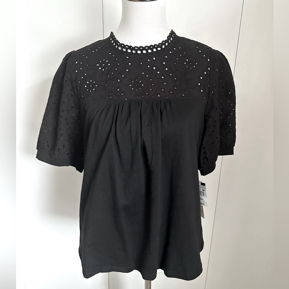 Jack & Avery Short Sleeve Knit Eyelet Top Black Size L